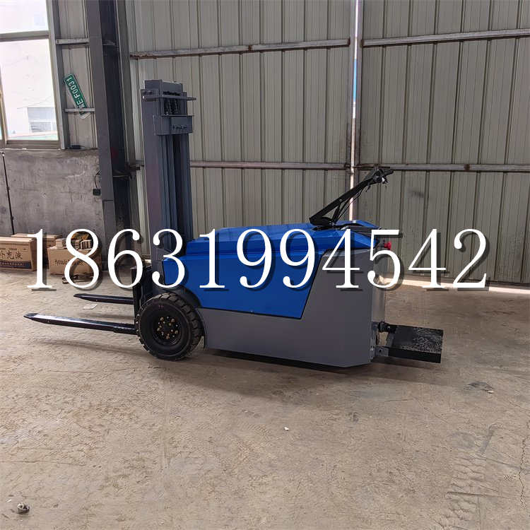 兴隆台区全电动叉车插腿式堆高车液压装卸车1.5吨升高小型站驾式铲车